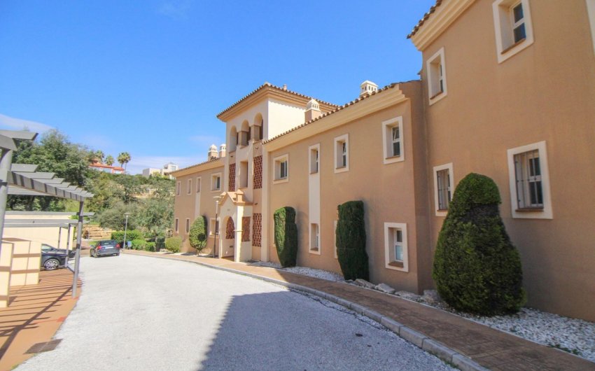 Revente - Apartment -
La Mairena - Inland