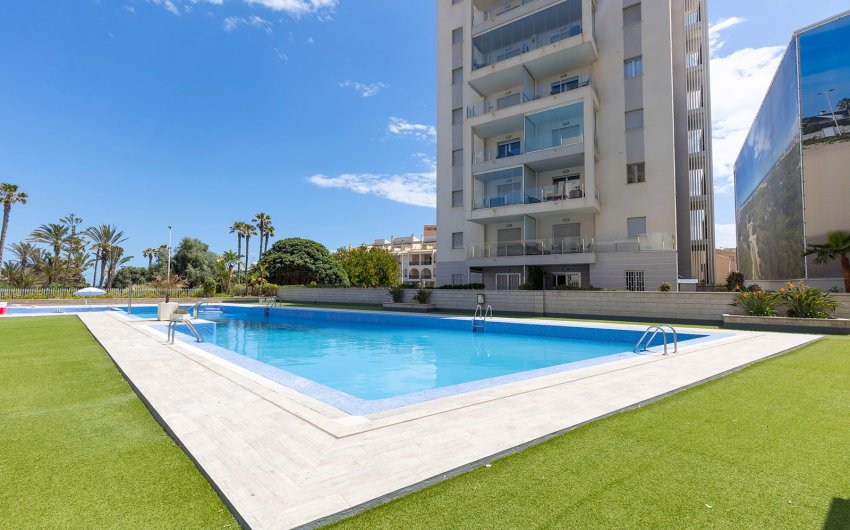 Revente - Apartment -
La Mata - Playa
