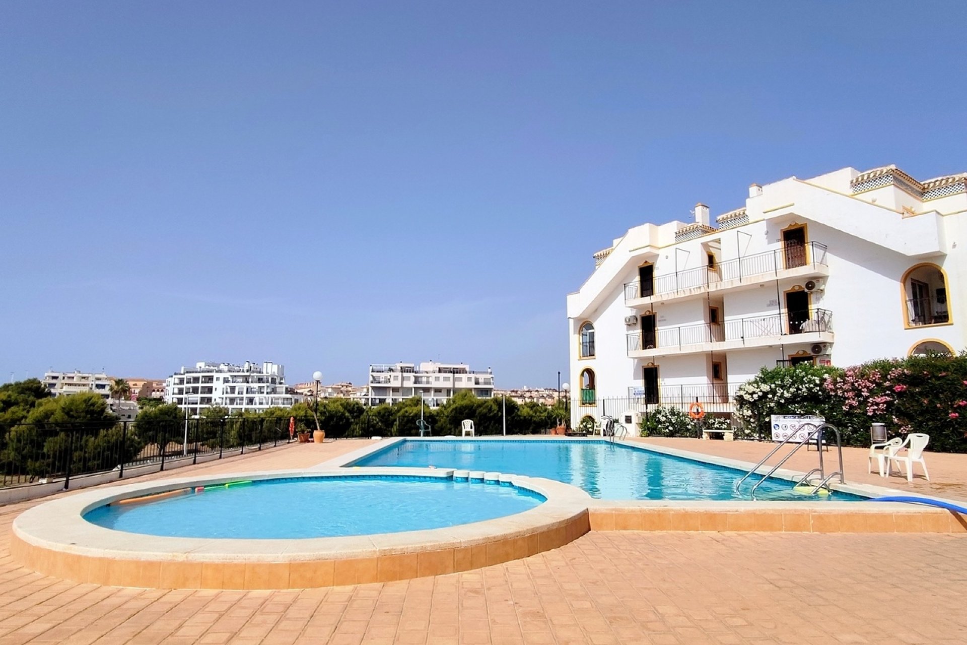 Revente - Apartment -
La Zenia - Costa Blanca