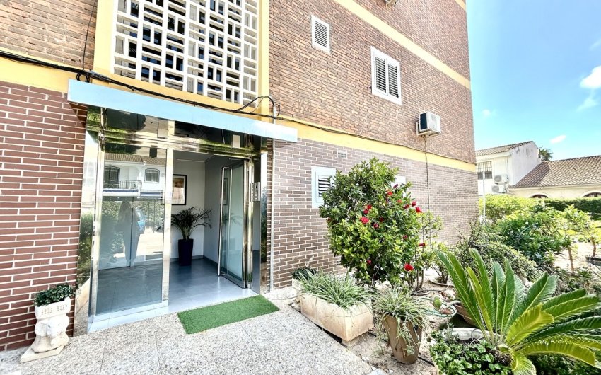 Revente - Apartment -
La Zenia - Costa Blanca