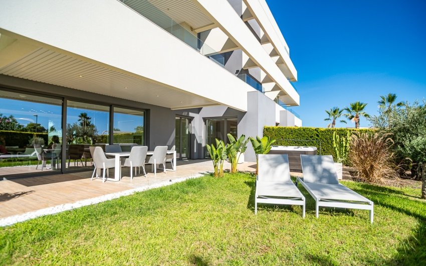 Revente - Apartment -
Las Colinas Golf - Costa Blanca