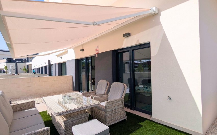 Revente - Apartment -
Lo Crispin - Inland