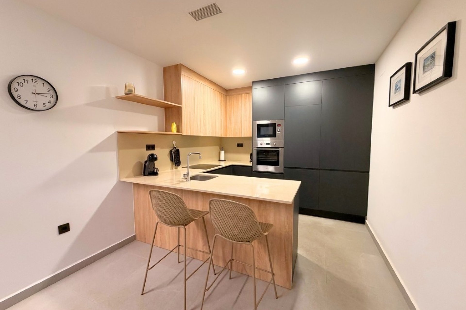 Revente - Apartment -
Lo Crispin - Inland