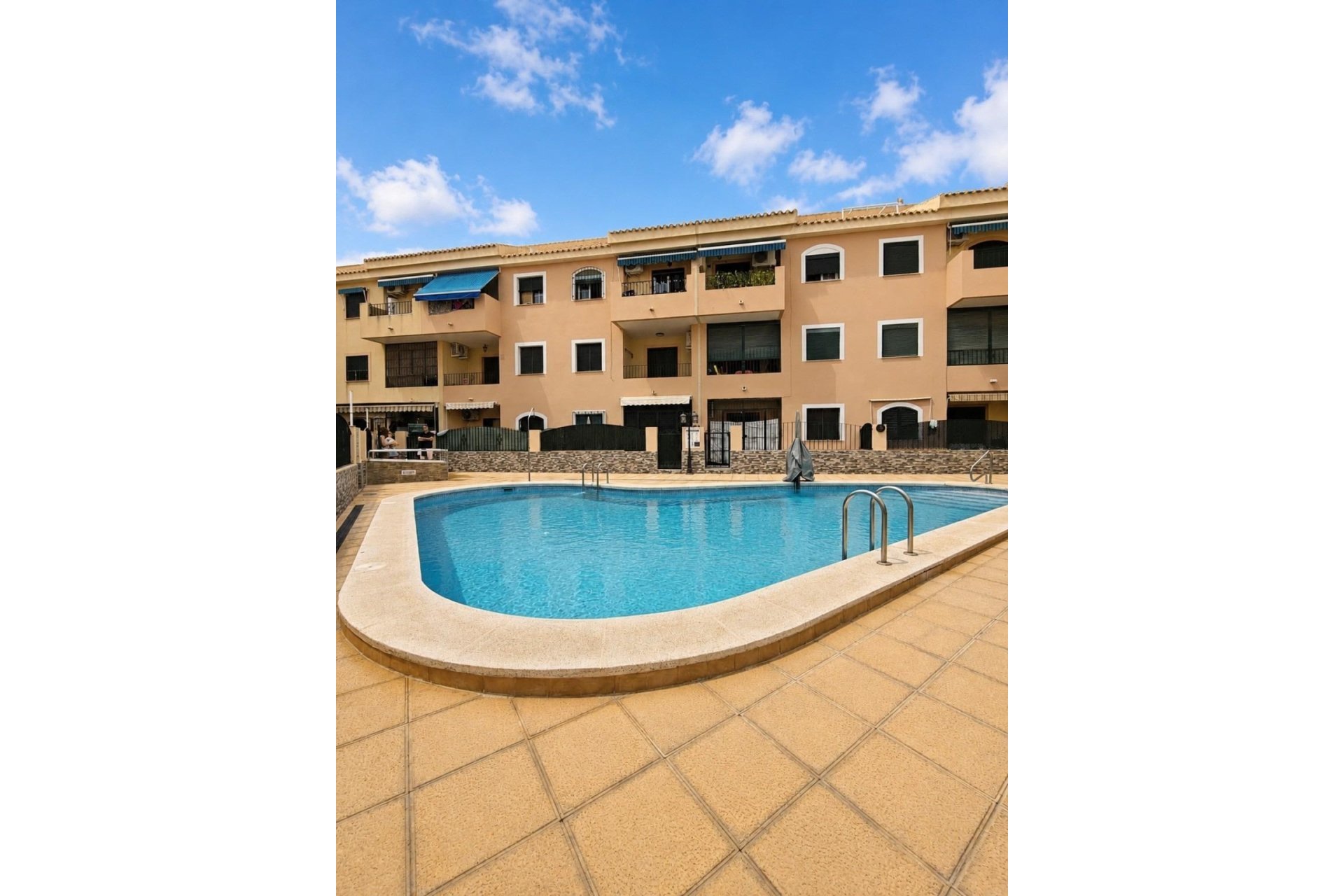 Revente - Apartment -
Los Alcazares - Los Narejos-punta Calera