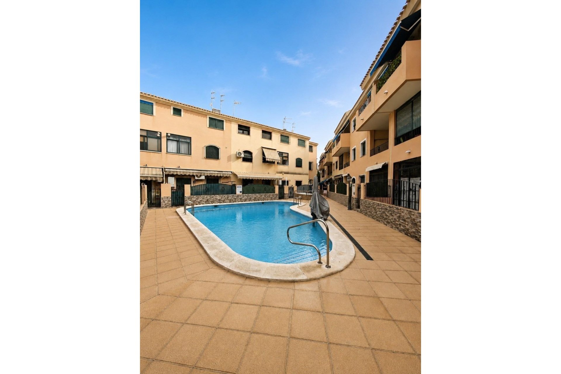 Revente - Apartment -
Los Alcazares - Los Narejos-punta Calera