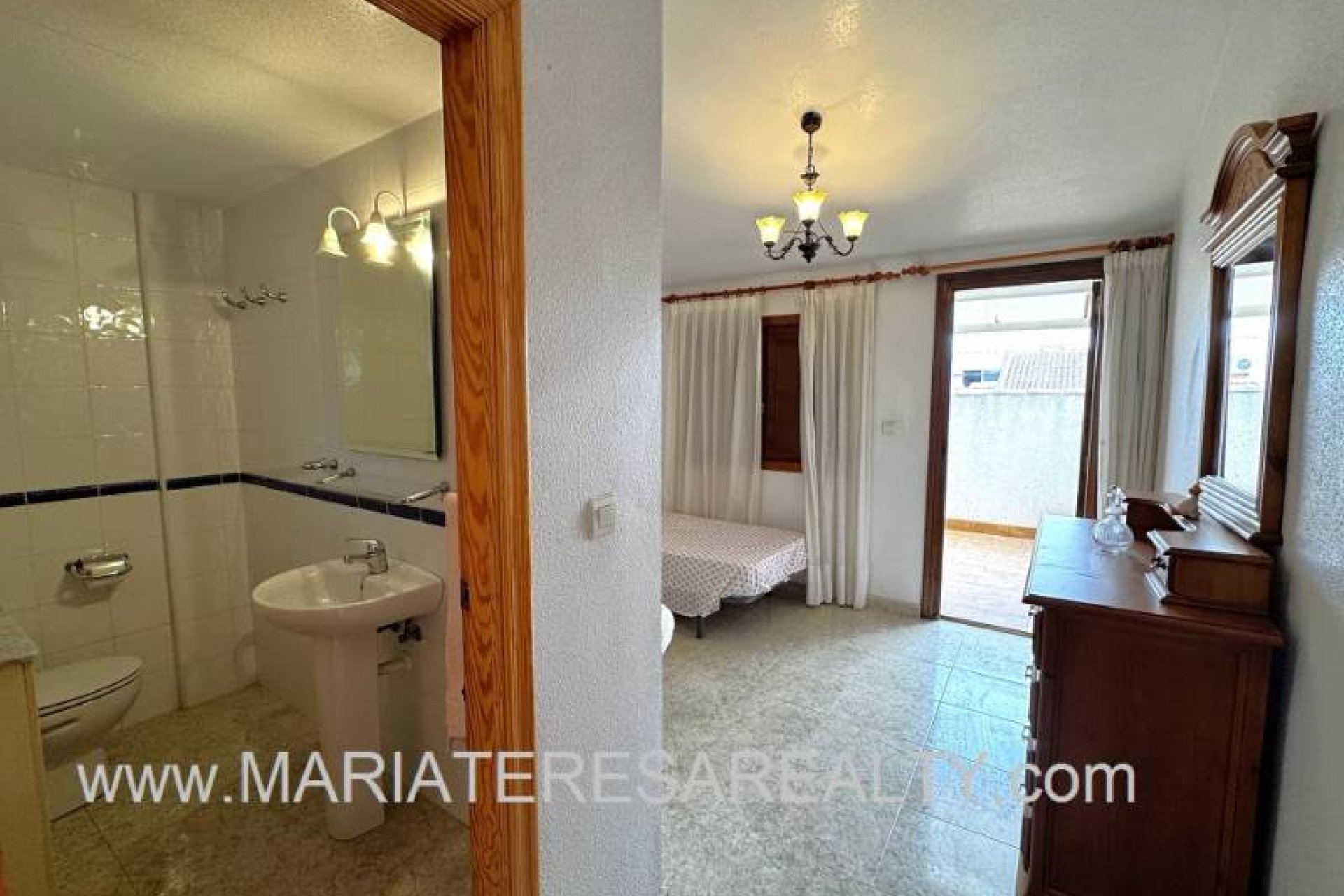 Revente - Apartment -
Los Alcazares