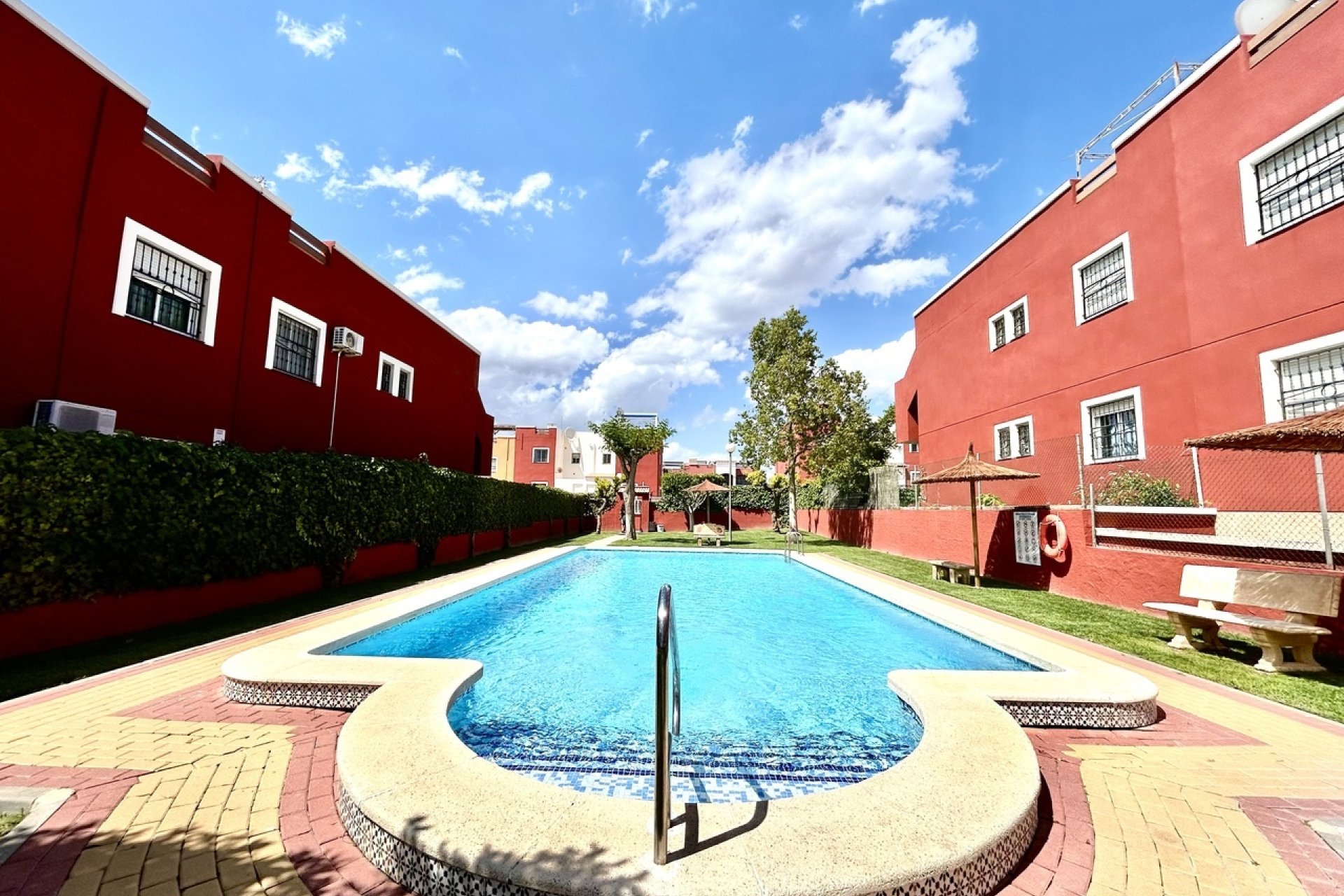 Revente - Apartment -
Los Altos - Costa Blanca
