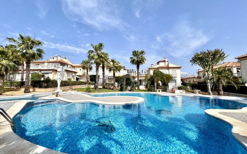 Revente - Apartment -
Los Altos - Costa Blanca