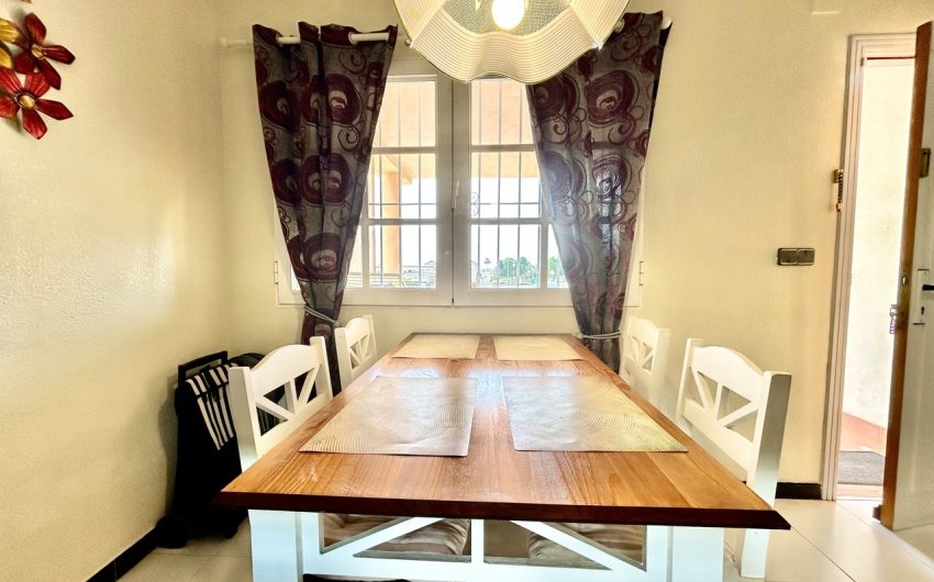 Revente - Apartment -
Los Altos - Costa Blanca