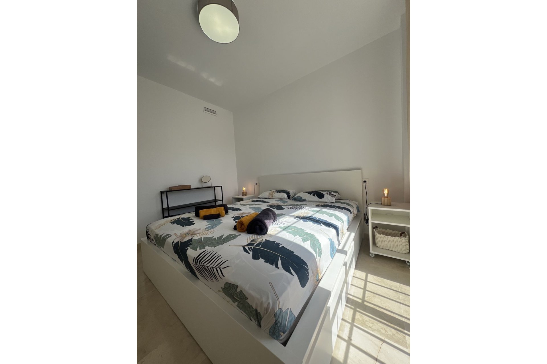 Revente - Apartment -
Manilva - Inland