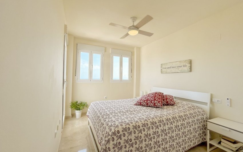 Revente - Apartment -
Manilva - Inland