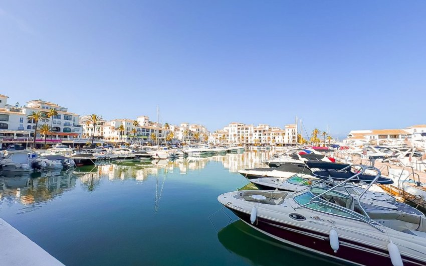 Revente - Apartment -
Manilva - Inland