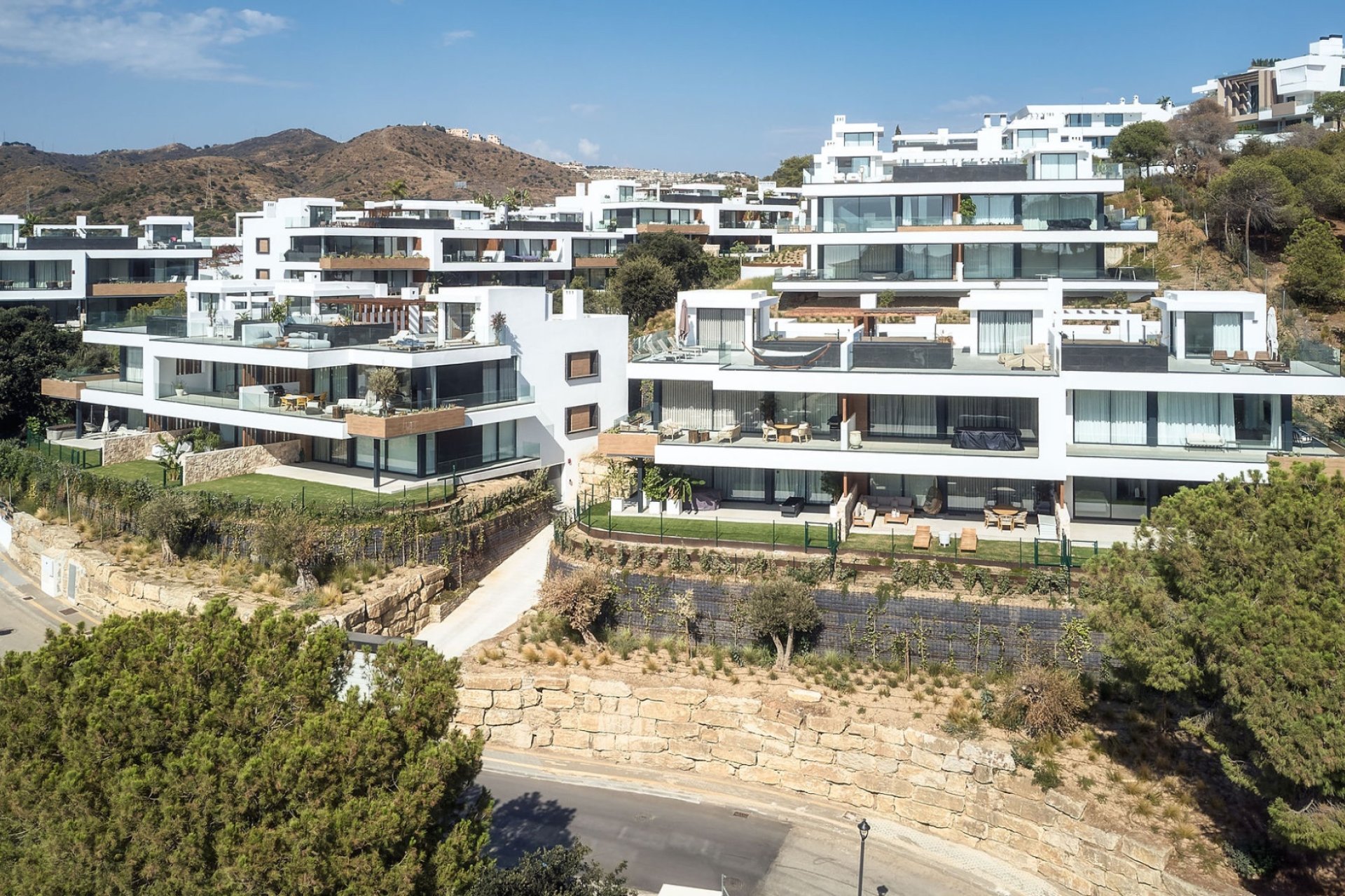 Revente - Apartment -
Marbella - Elviria
