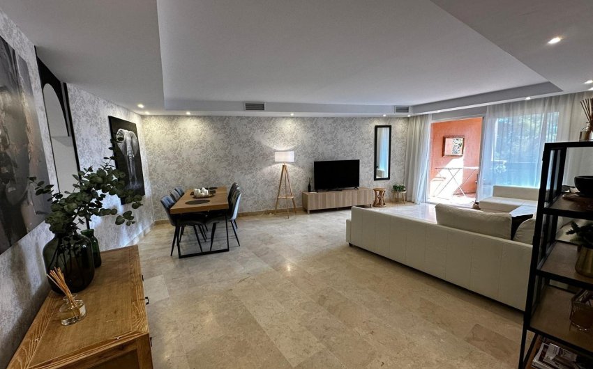 Revente - Apartment -
Marbella - Lomas De Rio Verde