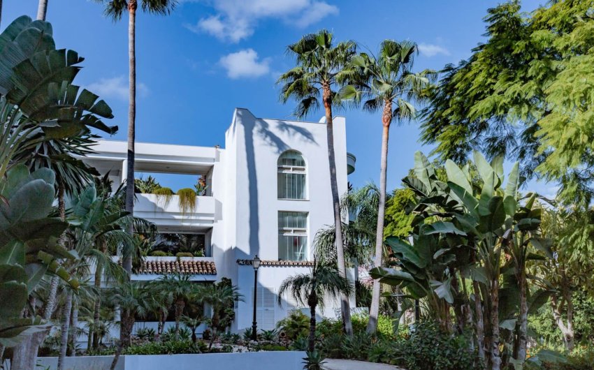 Revente - Apartment -
Marbella - Los Monteros