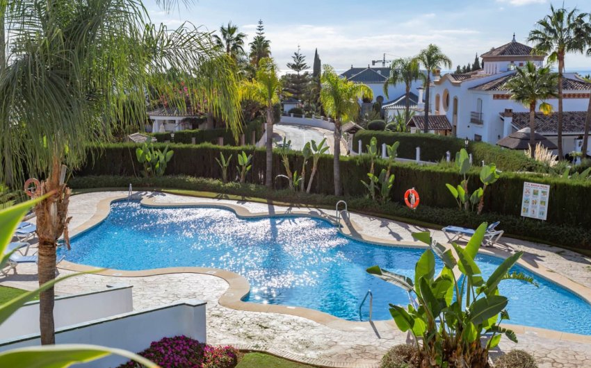 Revente - Apartment -
Marbella - Los Monteros