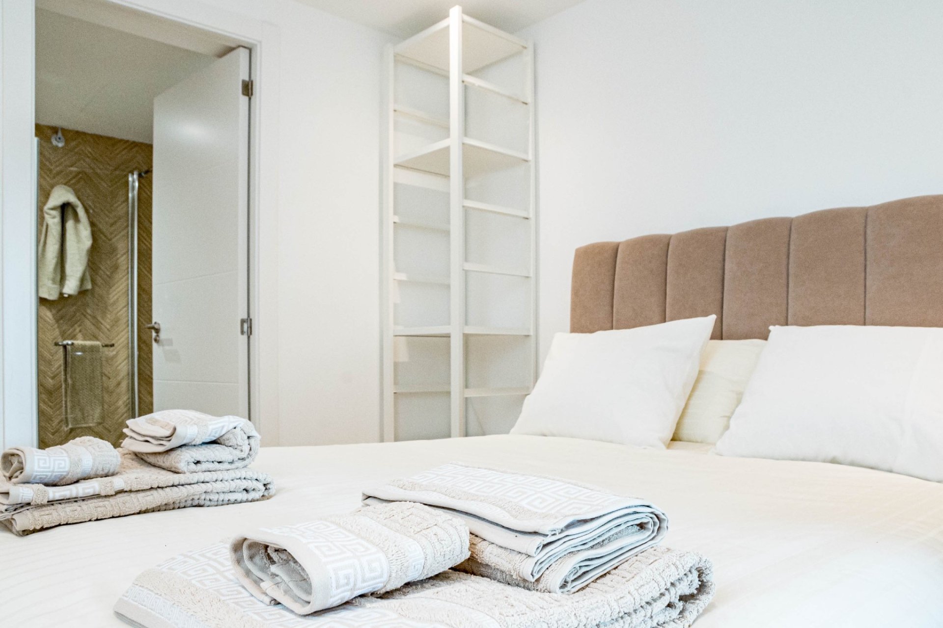 Revente - Apartment -
Marbella - Nueva Andalucía