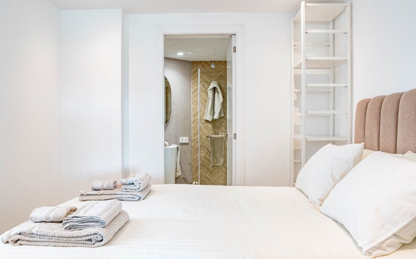 Revente - Apartment -
Marbella - Nueva Andalucía