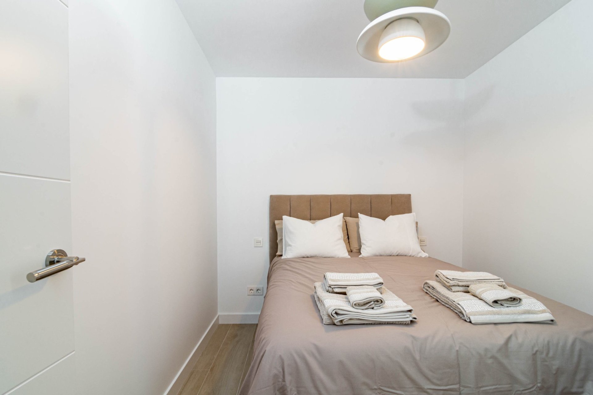 Revente - Apartment -
Marbella - Nueva Andalucía