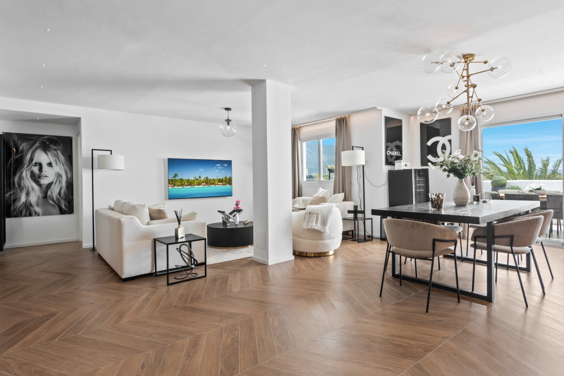 Revente - Apartment -
Marbella - Nueva Andalucía