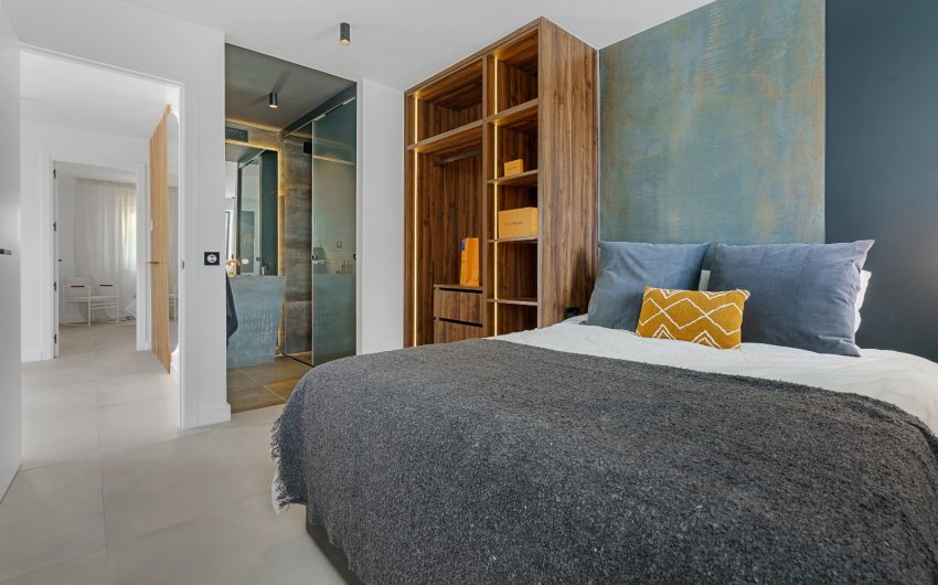 Revente - Apartment -
Marbella - Nueva Andalucía