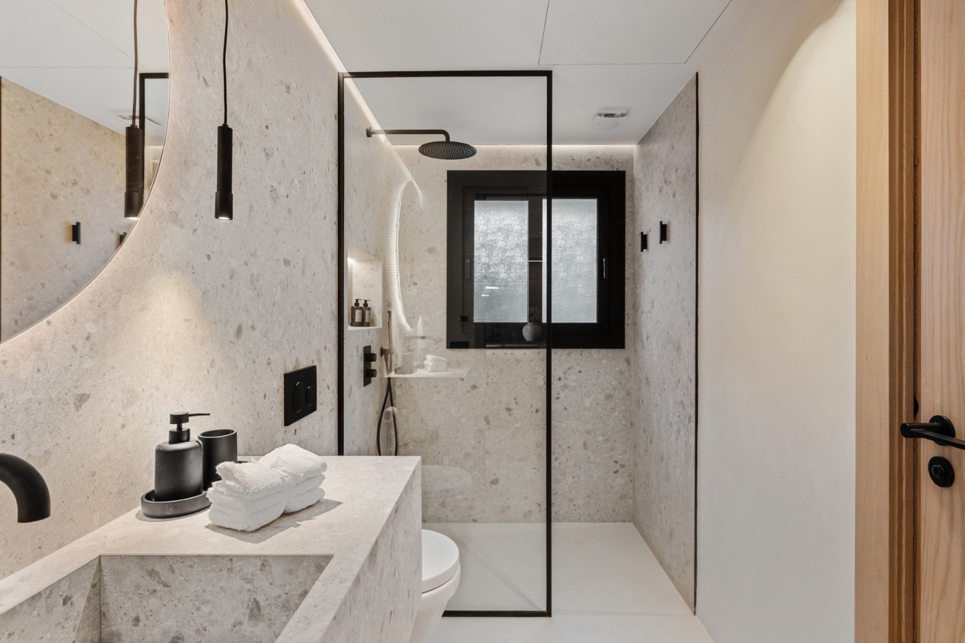 Revente - Apartment -
Marbella - Nueva Andalucía