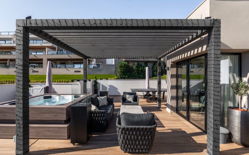 Revente - Apartment -
Marbella - Nueva Andalucía