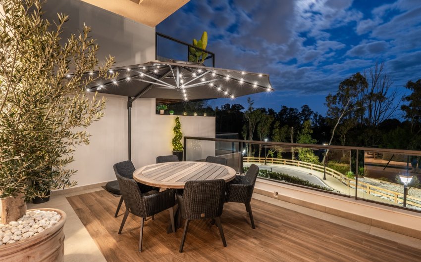 Revente - Apartment -
Marbella - Nueva Andalucía