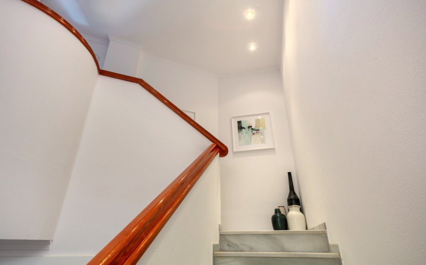 Revente - Apartment -
Marbella - Nueva Andalucía