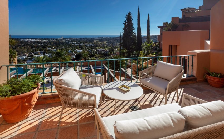 Revente - Apartment -
Marbella - Nueva Andalucía