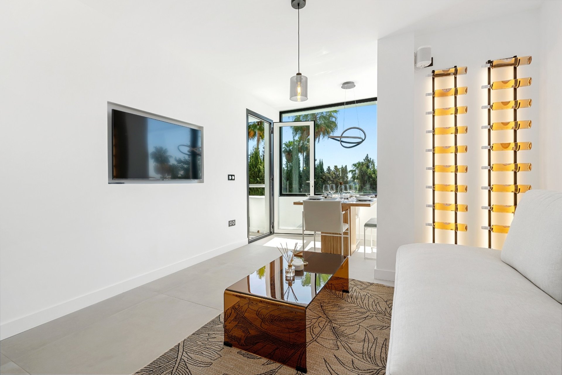 Revente - Apartment -
Marbella - Nueva Andalucía