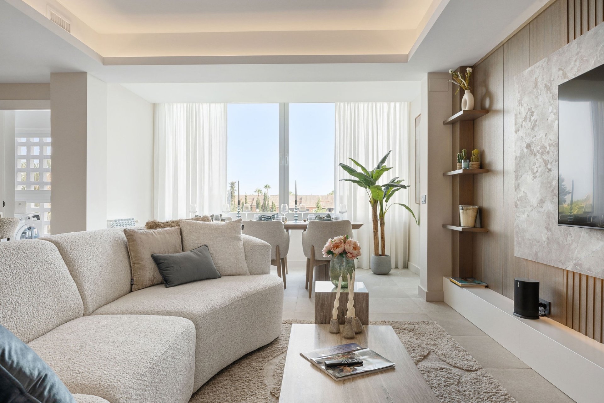 Revente - Apartment -
Marbella - Nueva Andalucía