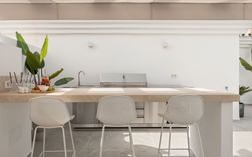 Revente - Apartment -
Marbella - Nueva Andalucía