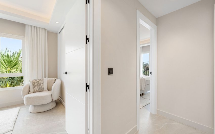 Revente - Apartment -
Marbella - Nueva Andalucía