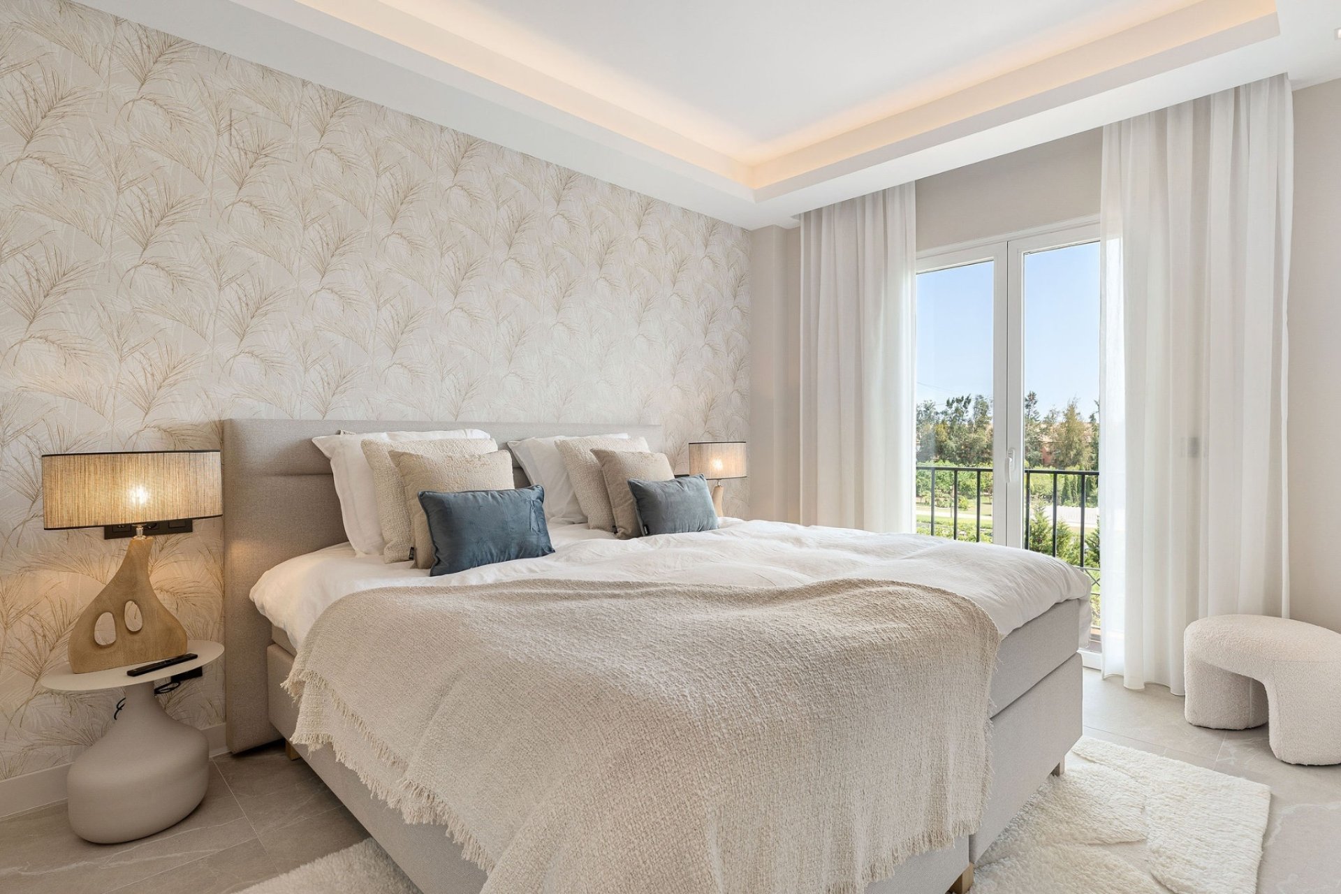 Revente - Apartment -
Marbella - Nueva Andalucía