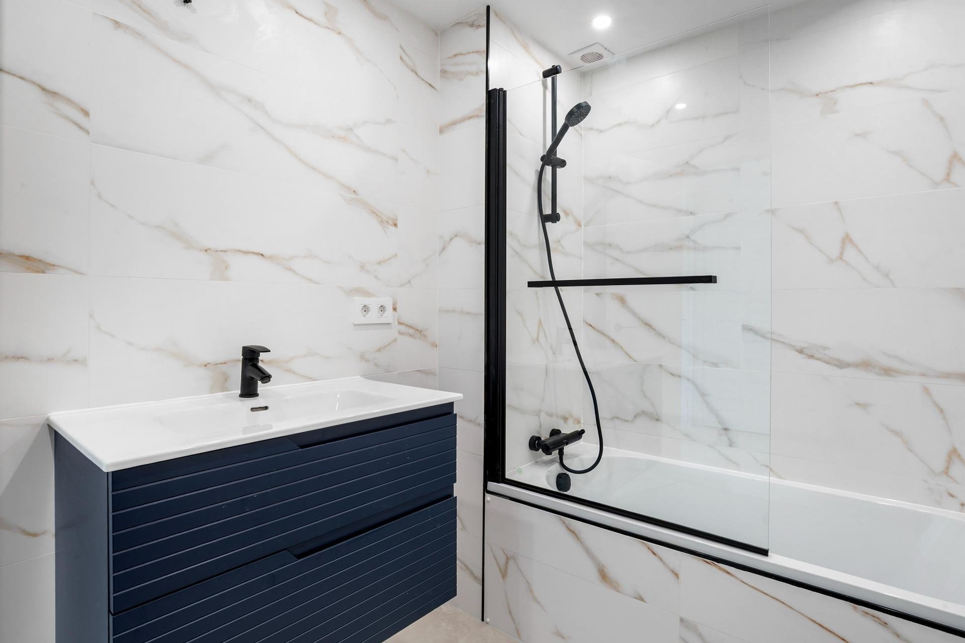 Revente - Apartment -
Marbella - Nueva Andalucia
