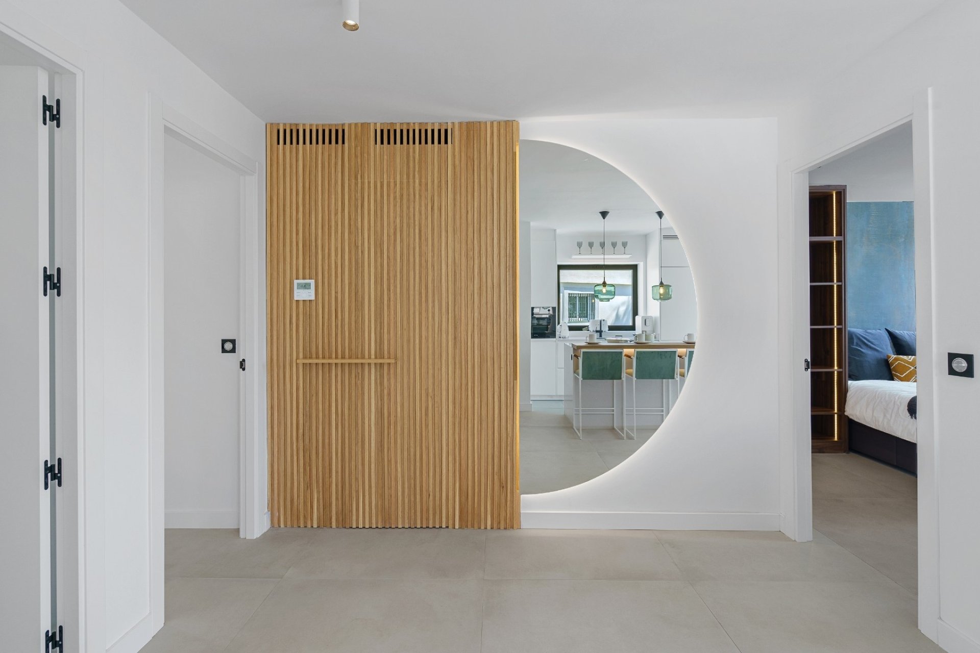 Revente - Apartment -
Marbella - Nueva Andalucía