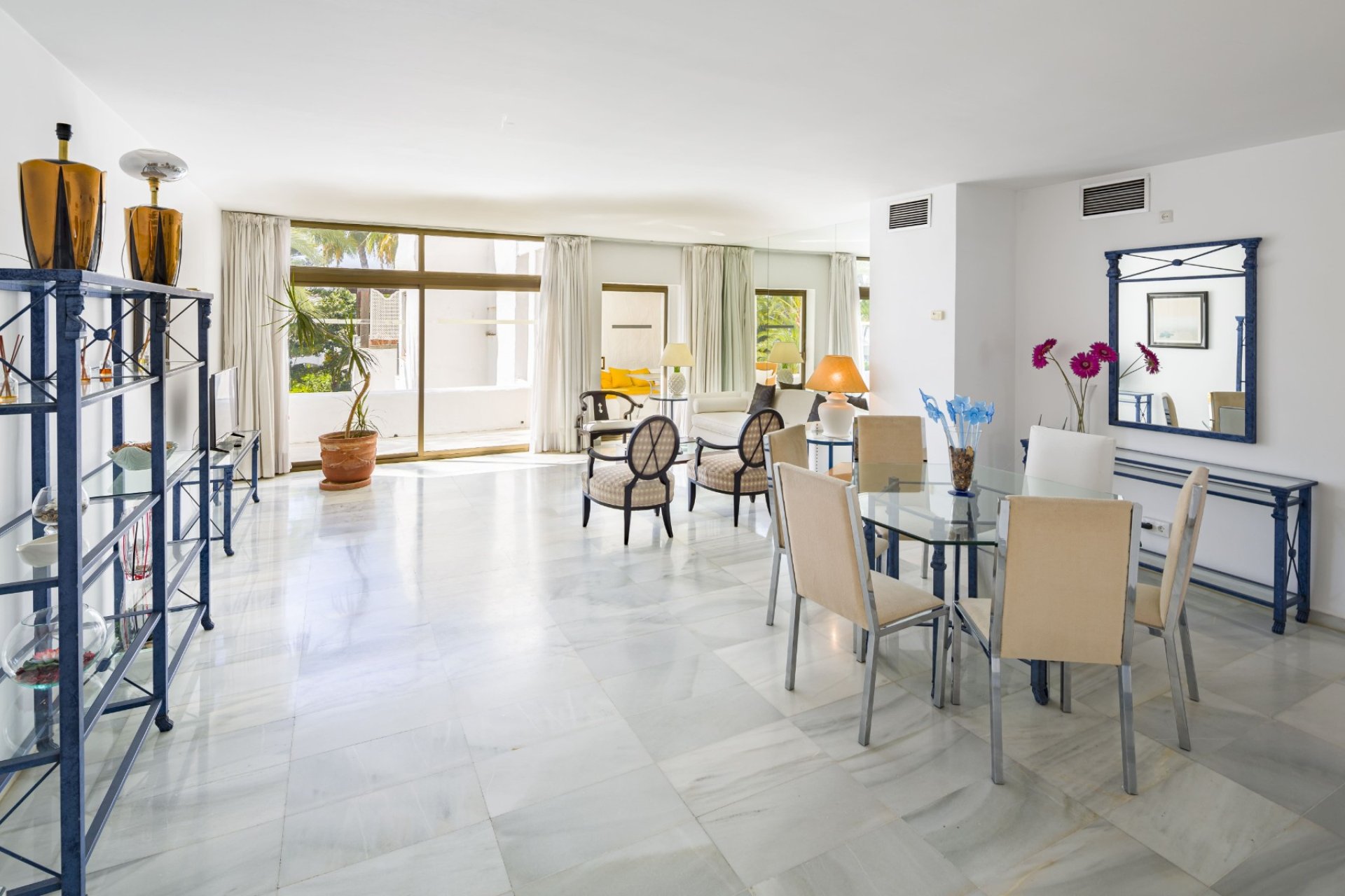 Revente - Apartment -
Marbella - Puerto Banús