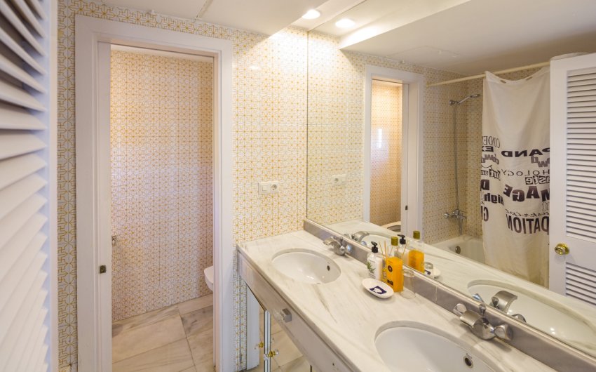 Revente - Apartment -
Marbella - Puerto Banús