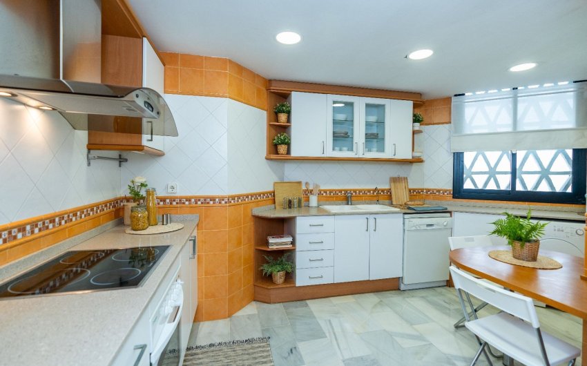 Revente - Apartment -
Marbella - Puerto Banús