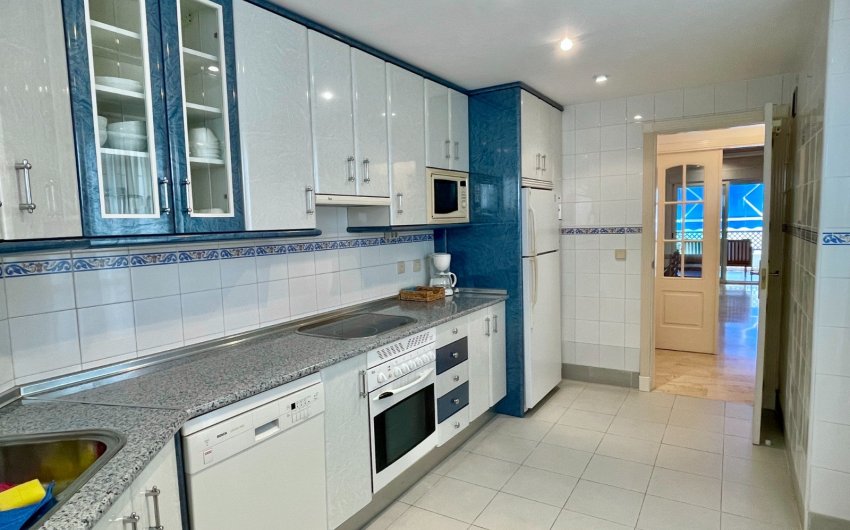 Revente - Apartment -
Marbella - Puerto Banús