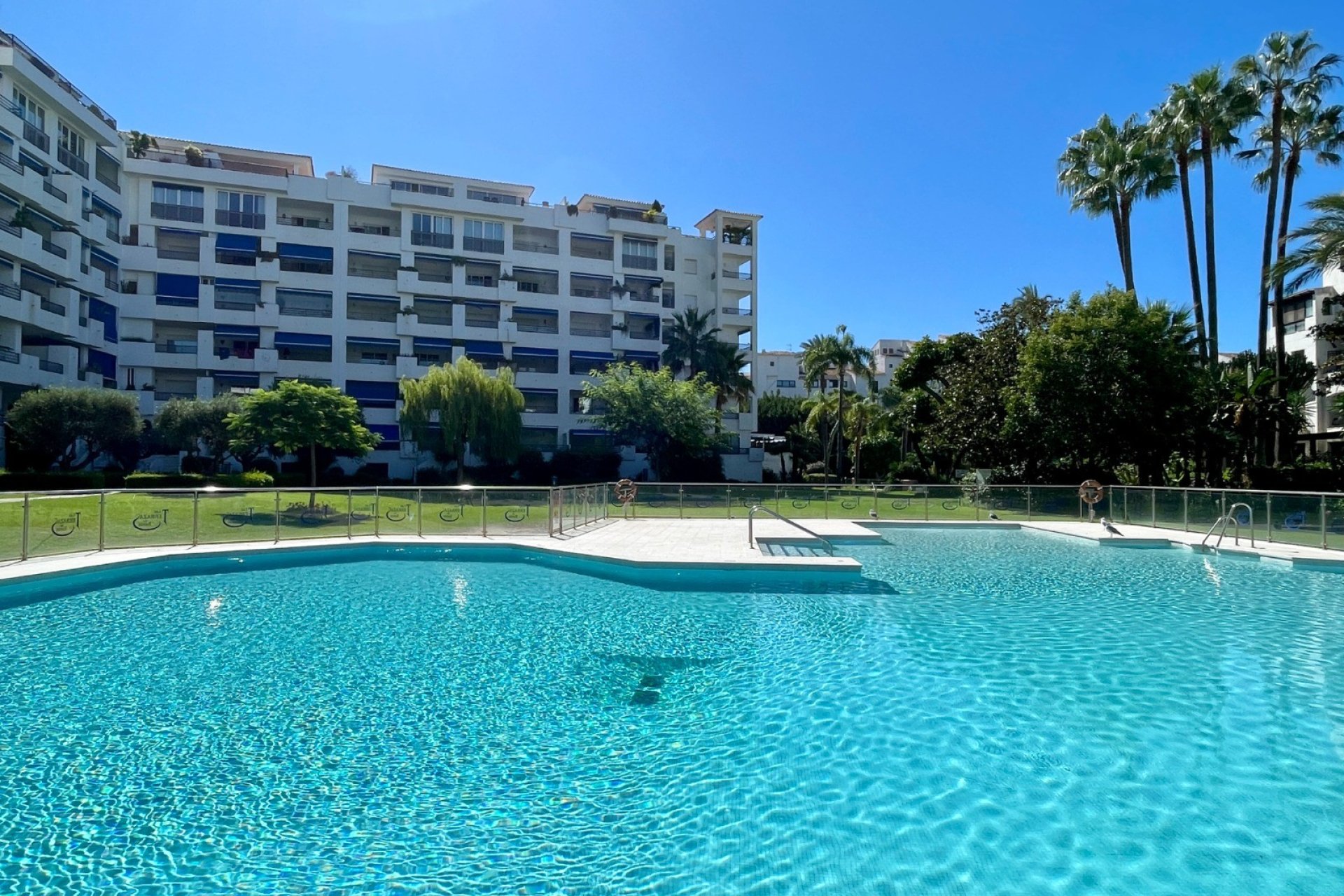 Revente - Apartment -
Marbella - Puerto Banús