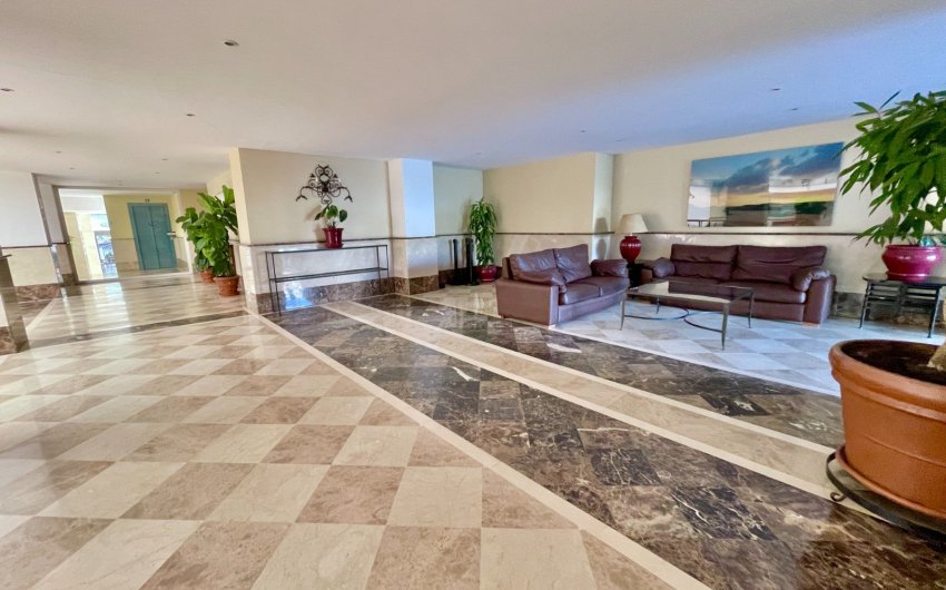 Revente - Apartment -
Marbella - Puerto Banús