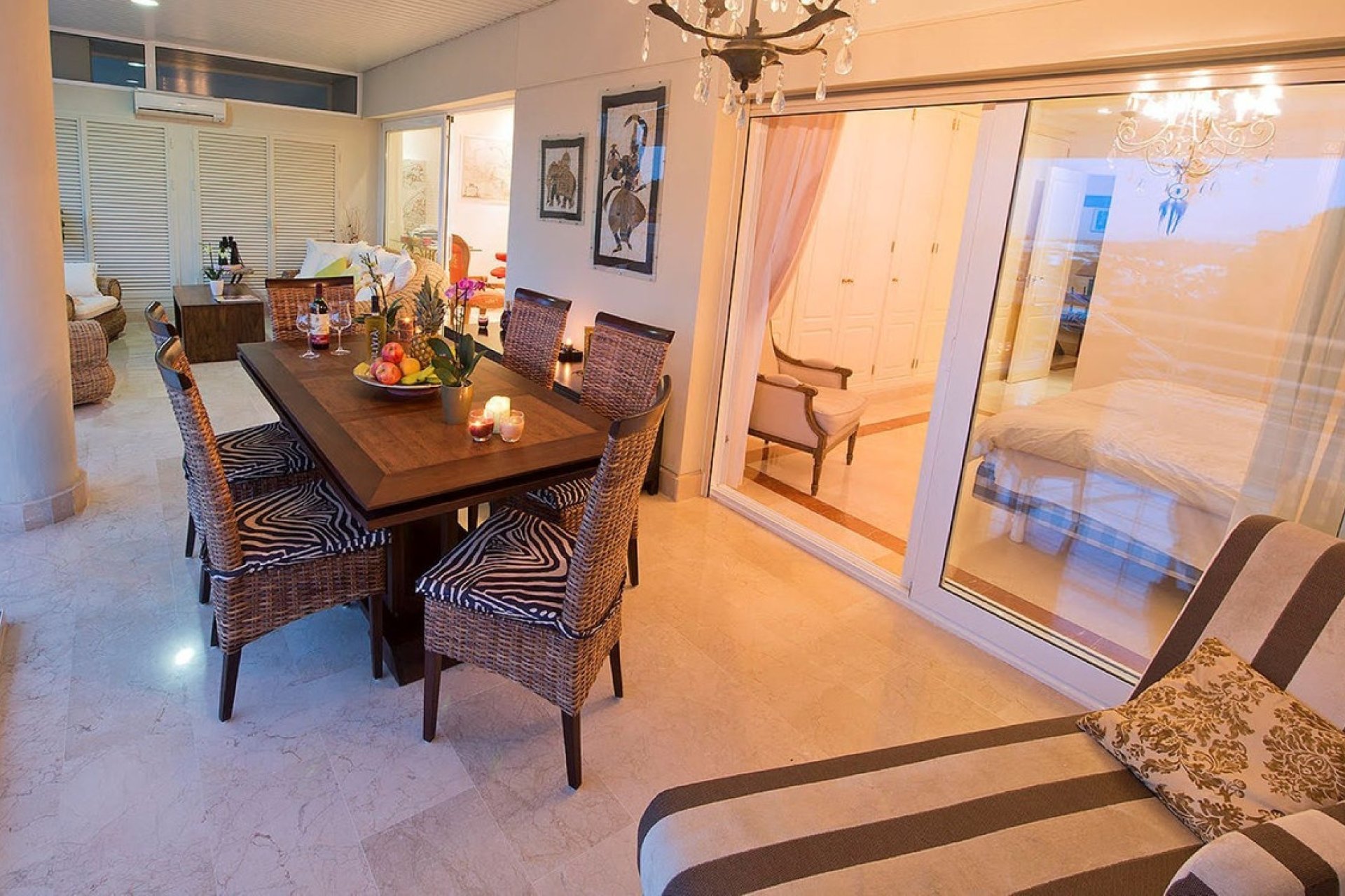 Revente - Apartment -
Nueva Andalucía - Costa del Sol