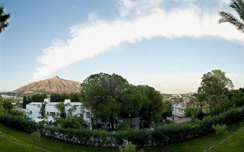 Revente - Apartment -
Nueva Andalucía - Costa del Sol