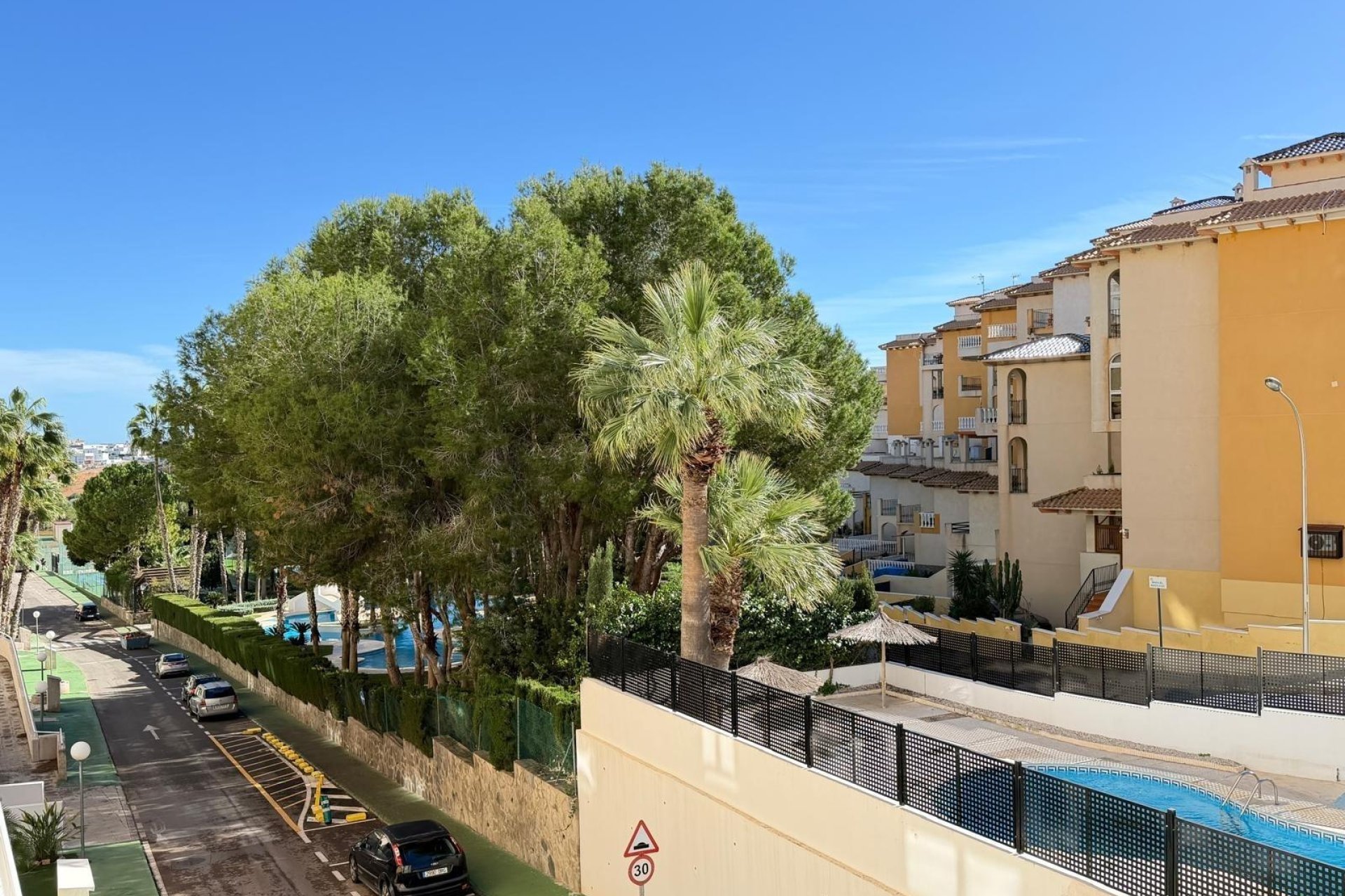 Revente - Apartment -
Orihuela Costa - Altos De Campoamor