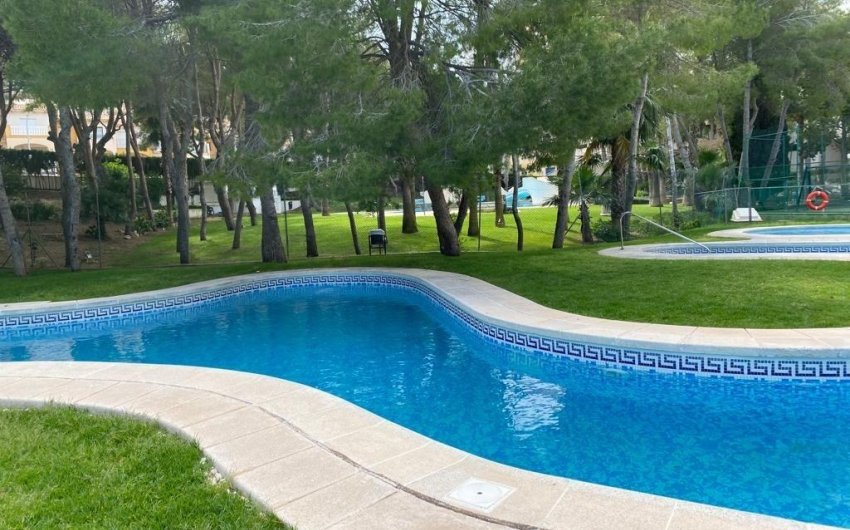 Revente - Apartment -
Orihuela Costa - Campoamor