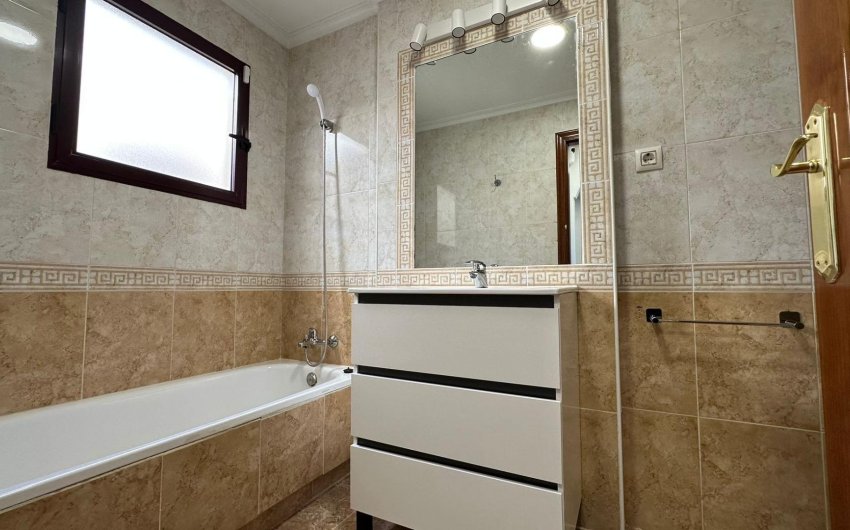 Revente - Apartment -
Orihuela Costa - Campoamor