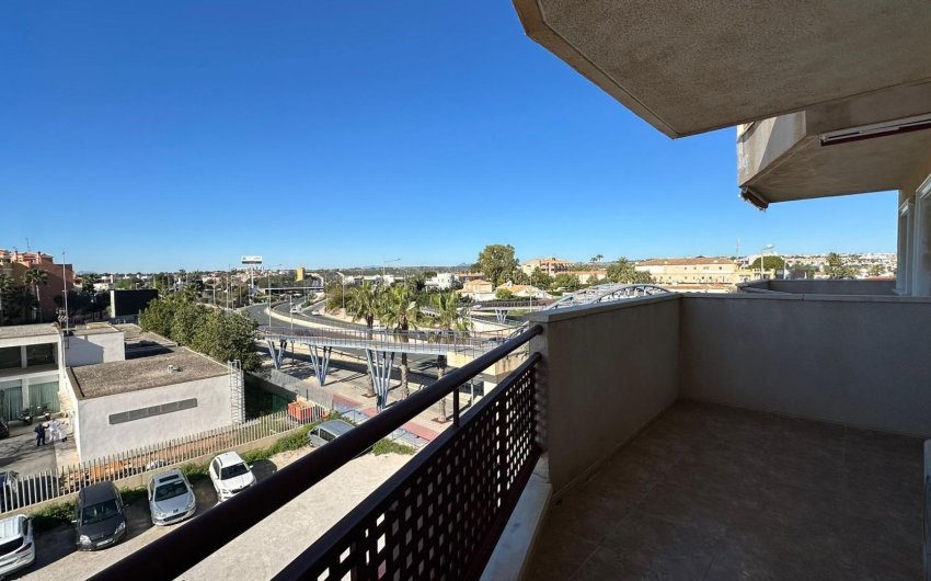 Revente - Apartment -
Orihuela Costa - Campoamor