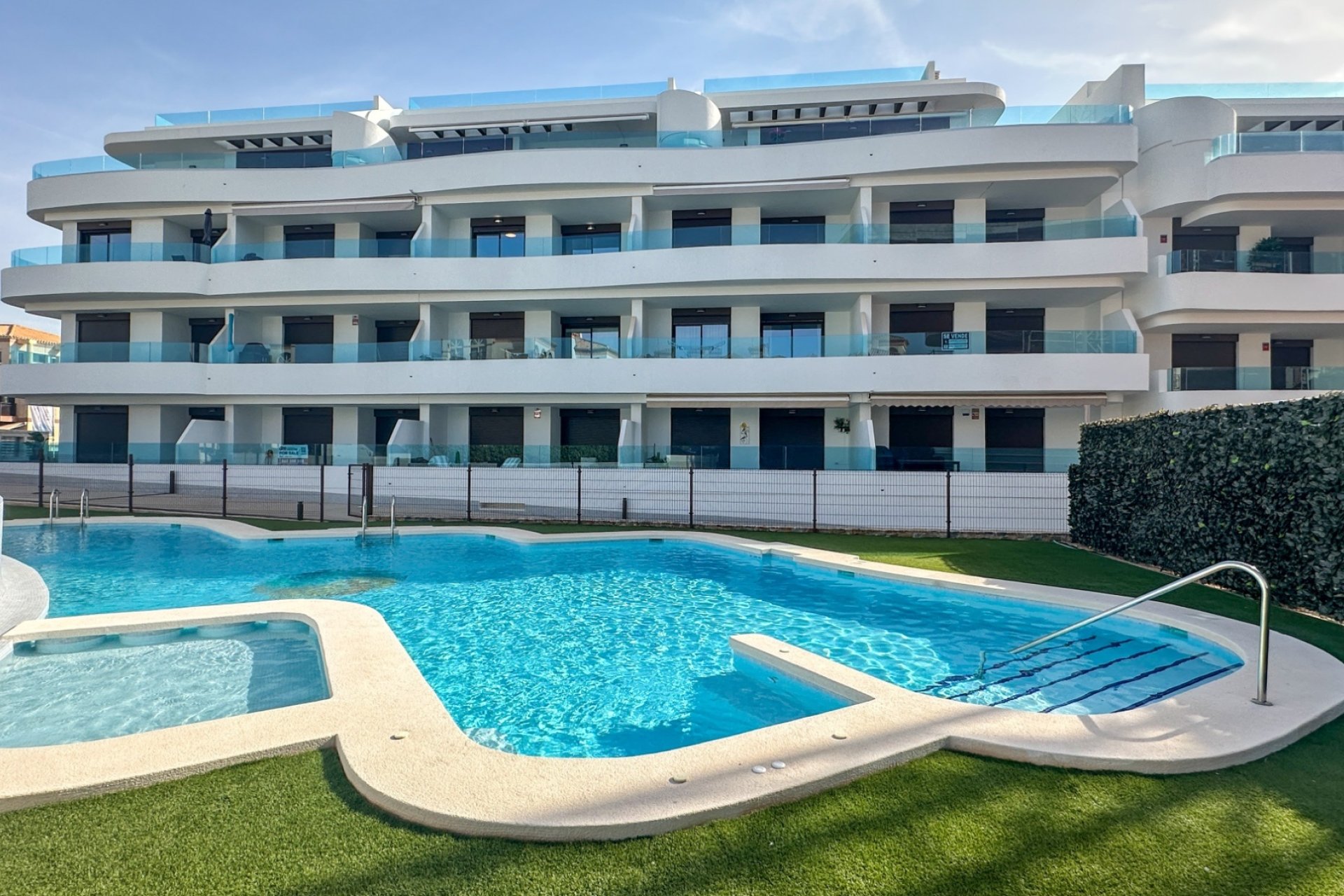 Revente - Apartment -
Orihuela Costa - Costa Blanca